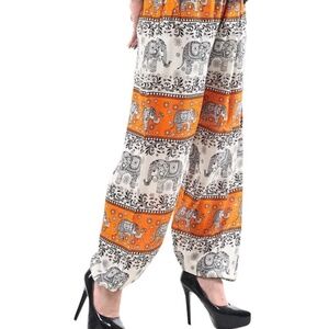 💙5/$15 Womenʻs Orange and White Flowy Boho Harem Pants  Small